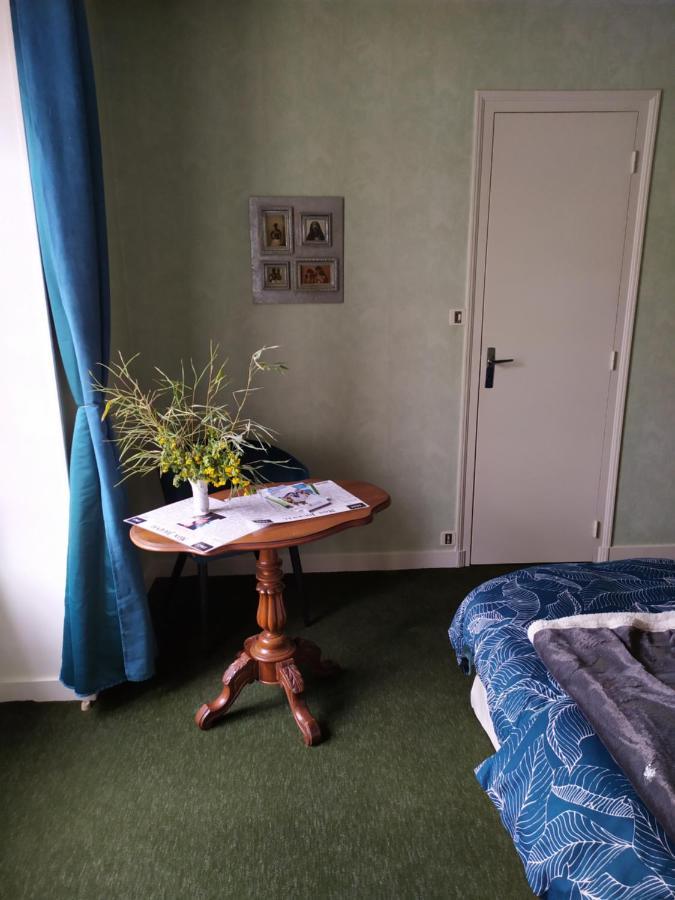 Chambre D Hote De La Paix La Rochefoucauld Exteriör bild
